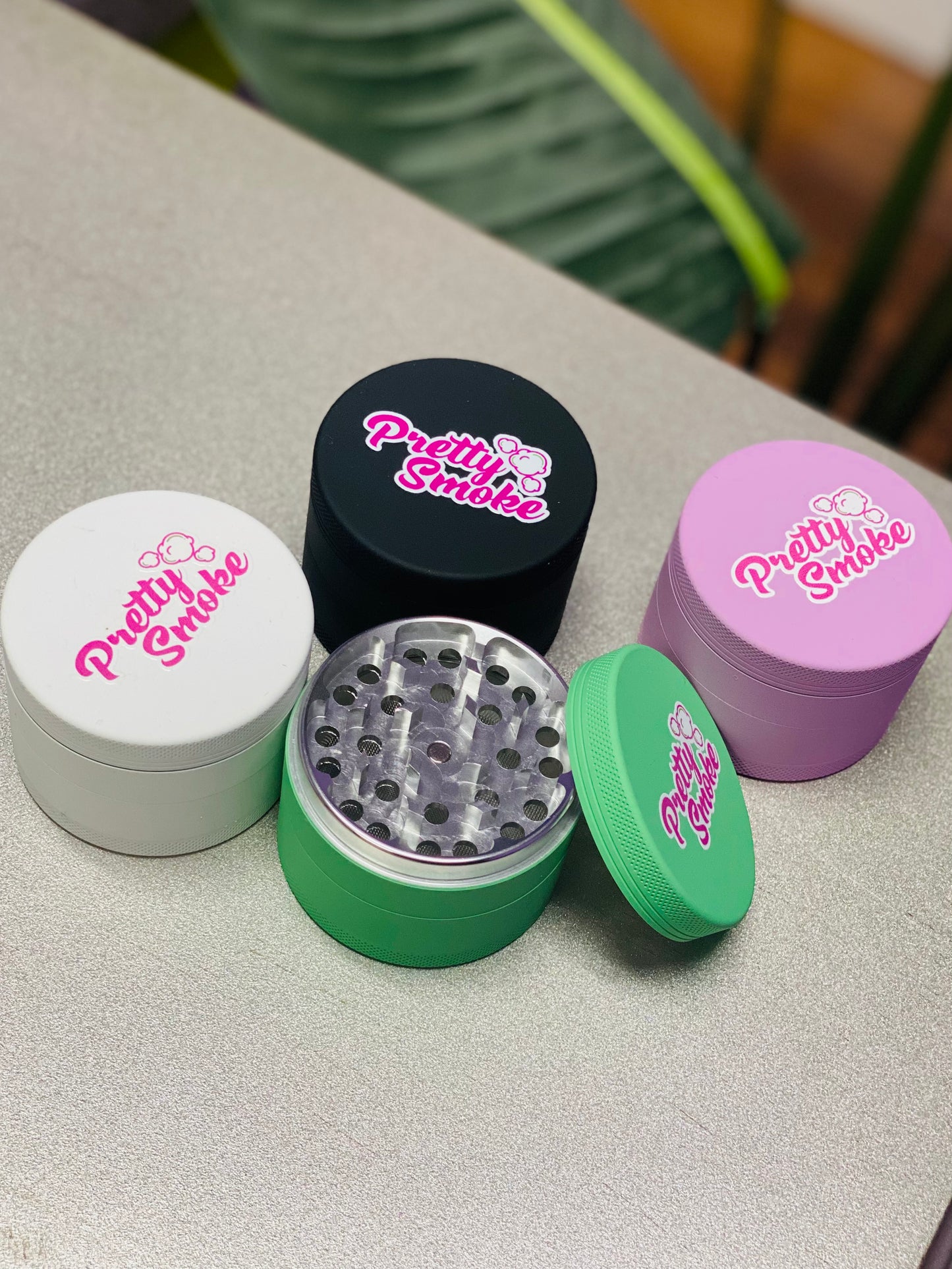Black Pretty Grinder