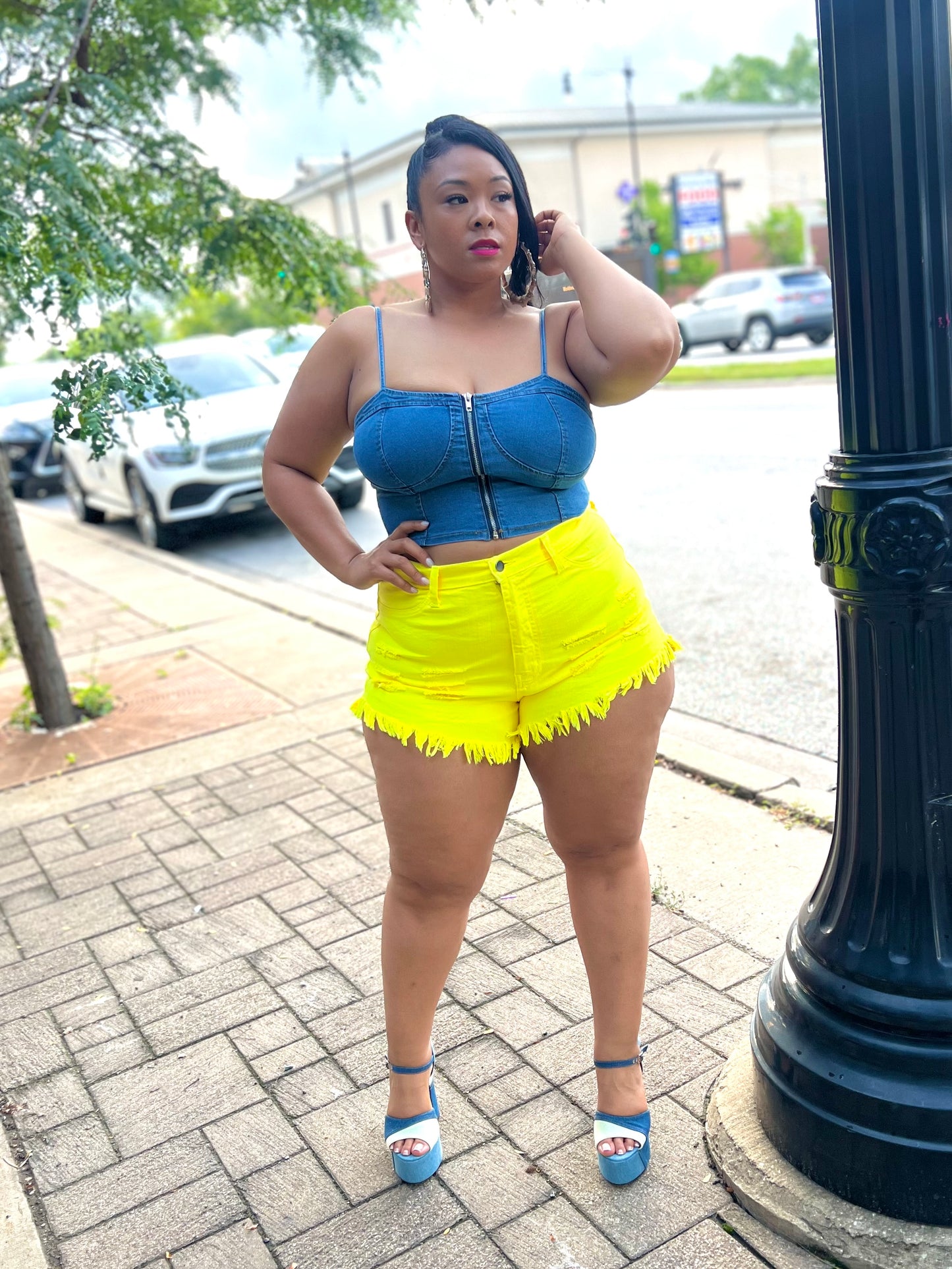 Canary Off The Porch Shorts