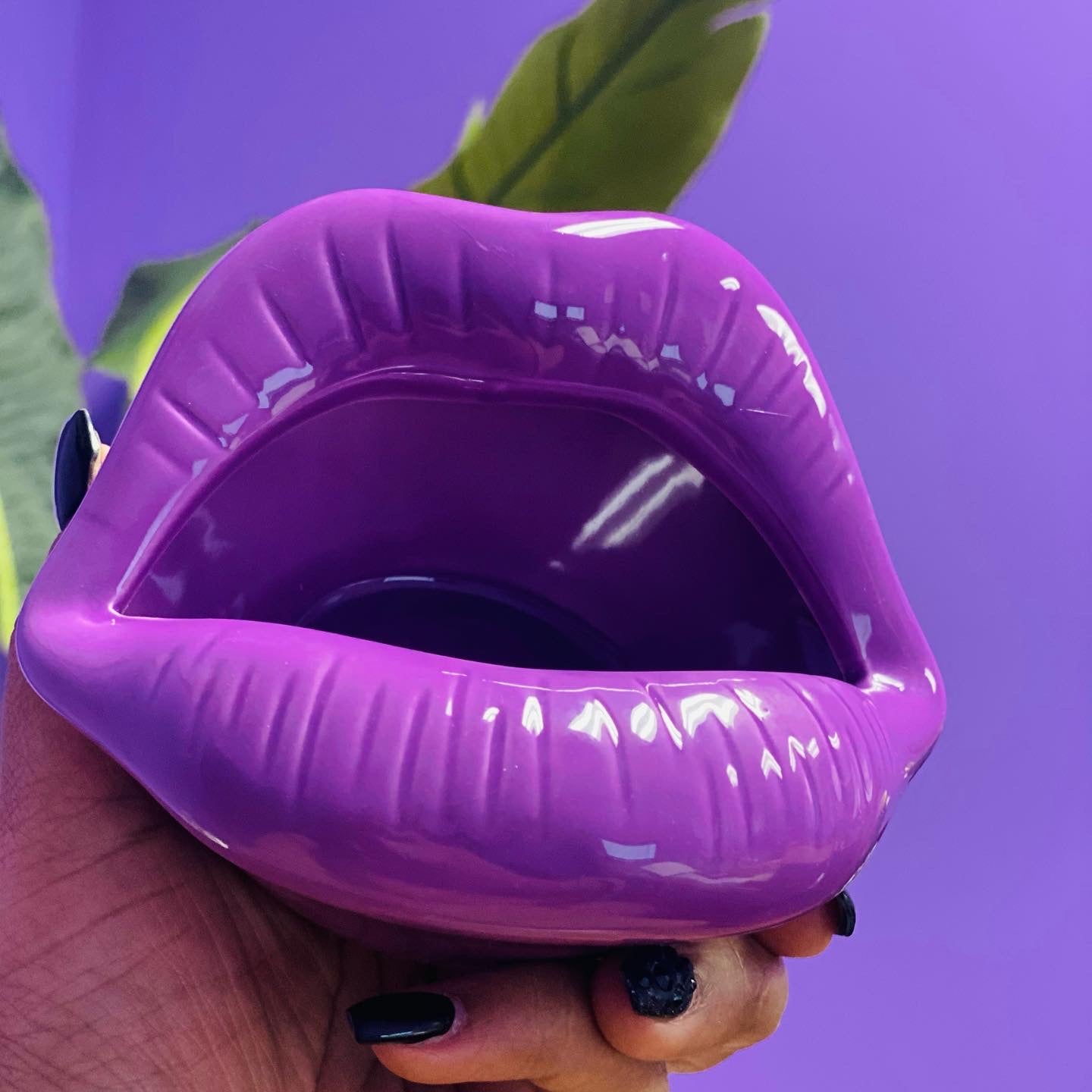 Purple Pretty Lips Ashtray