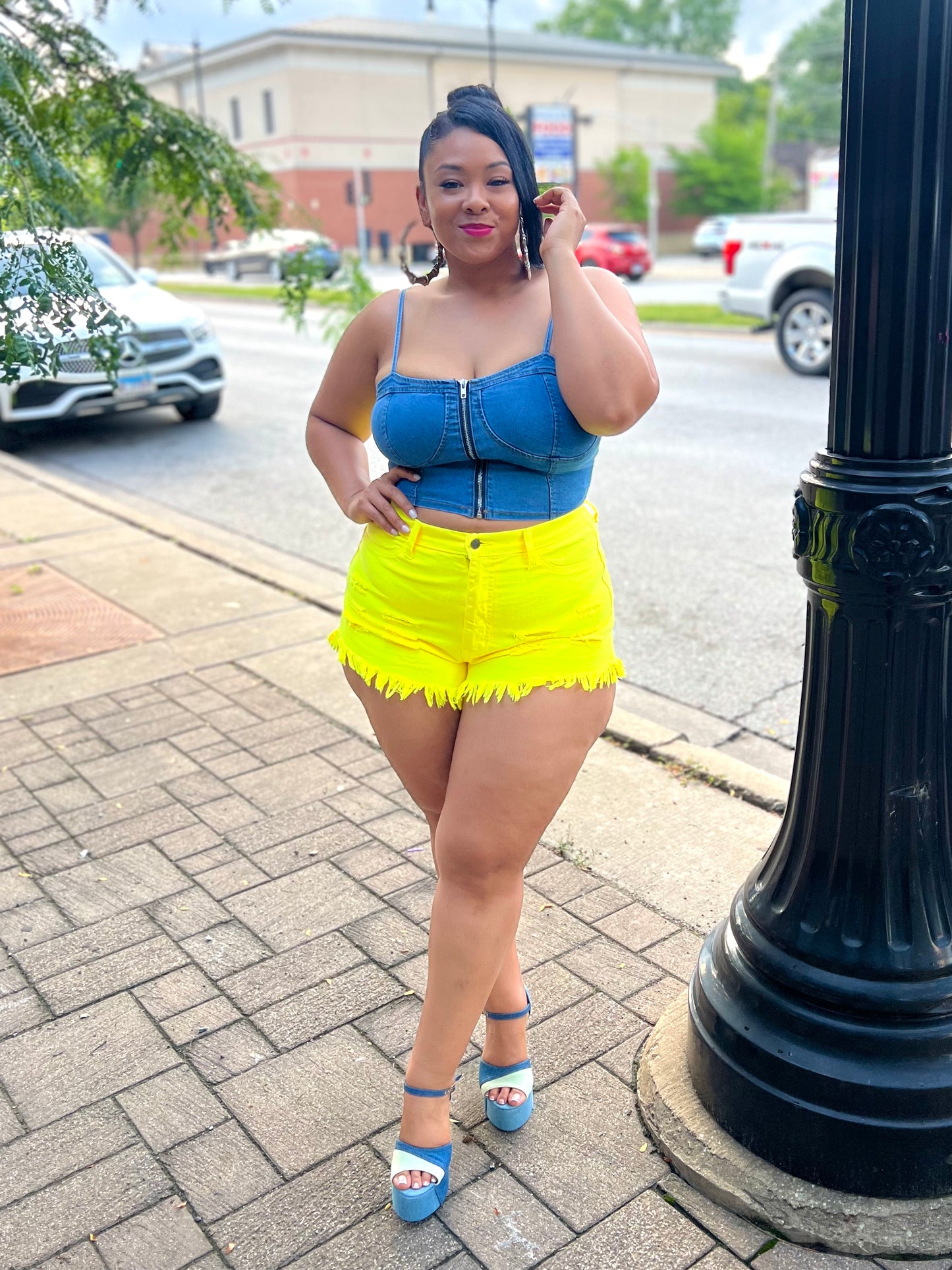 Canary Off The Porch Shorts