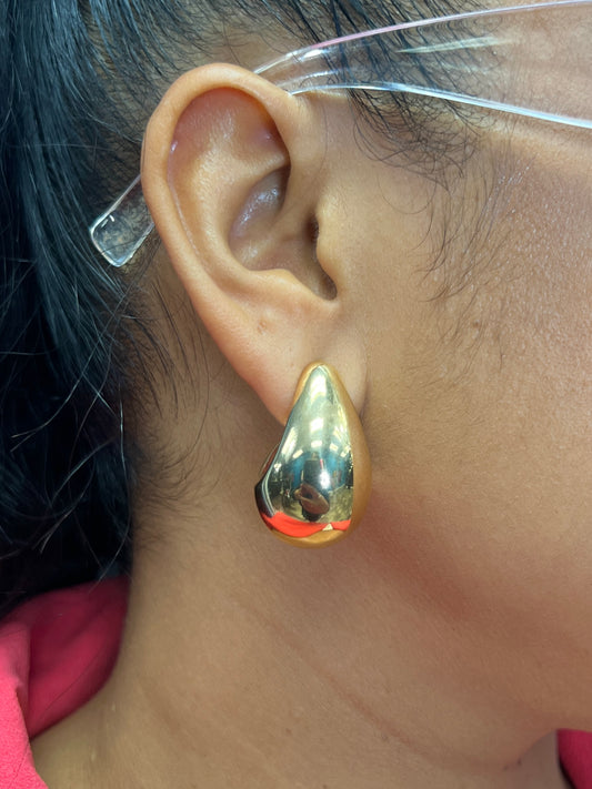 Medium Gold Tear Drop Earrings