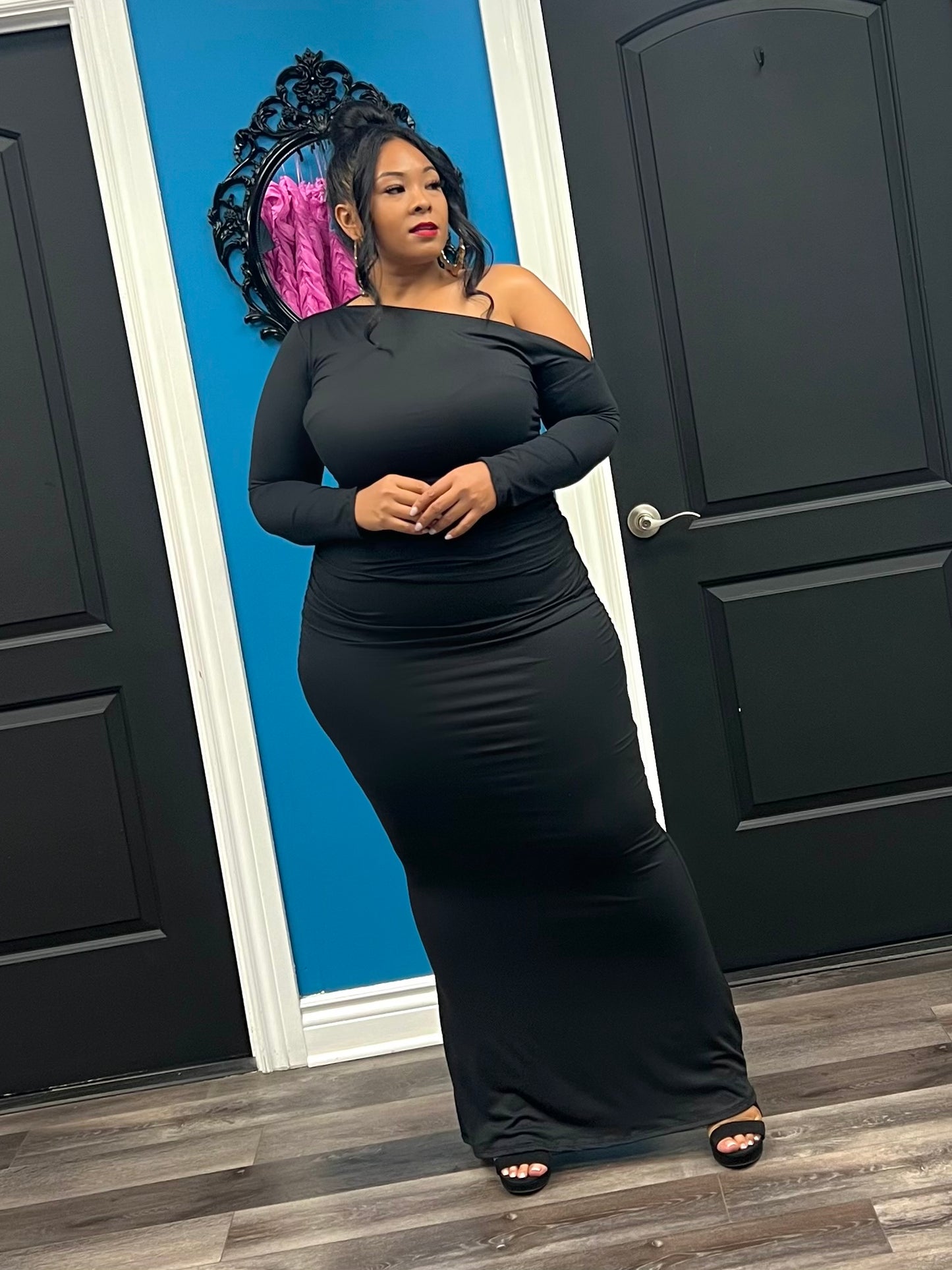Black Assatta Skirt Set
